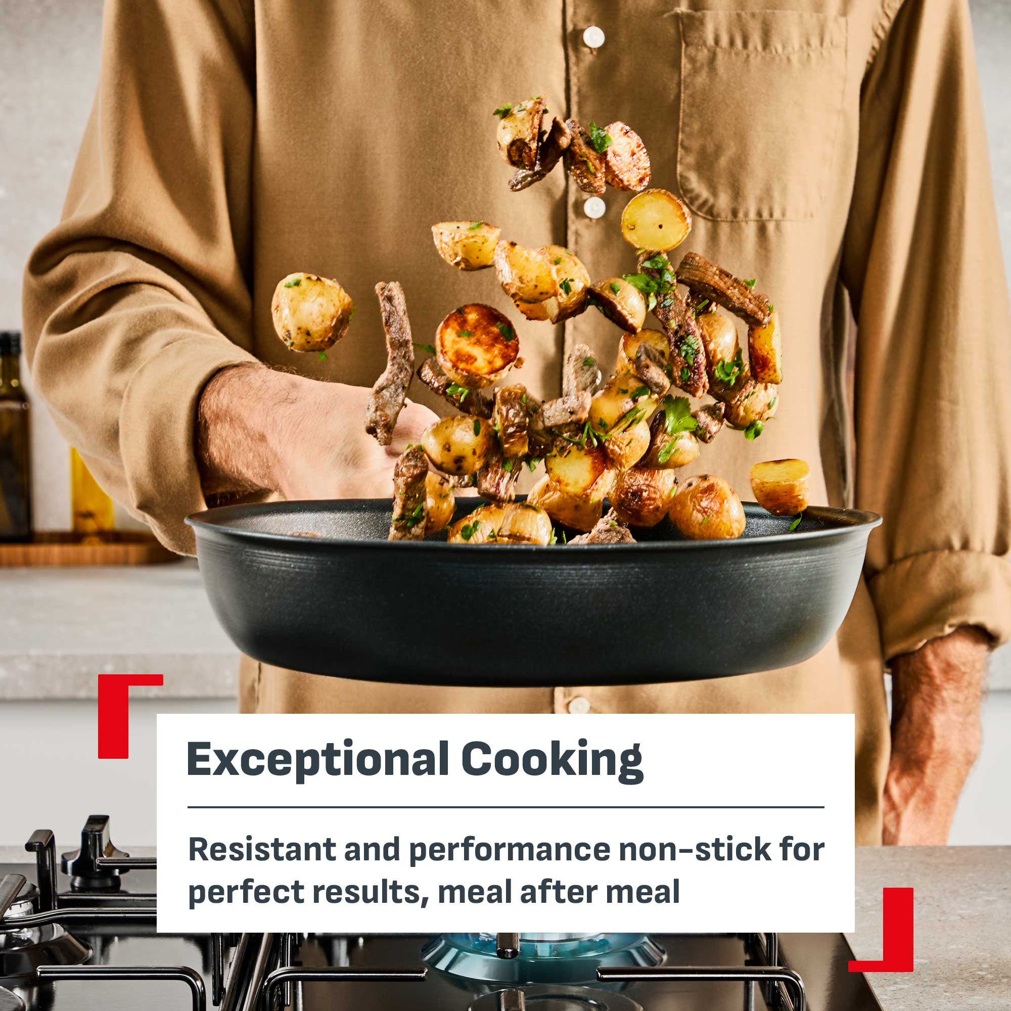 Tefal Excellence Fusion Saucepan 18cm w/Lid - Image 5